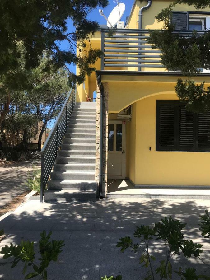 Villa Niva Vir Exterior photo